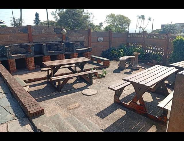 2 BEDROOM PROPERTY TO RENT IN BLUFF